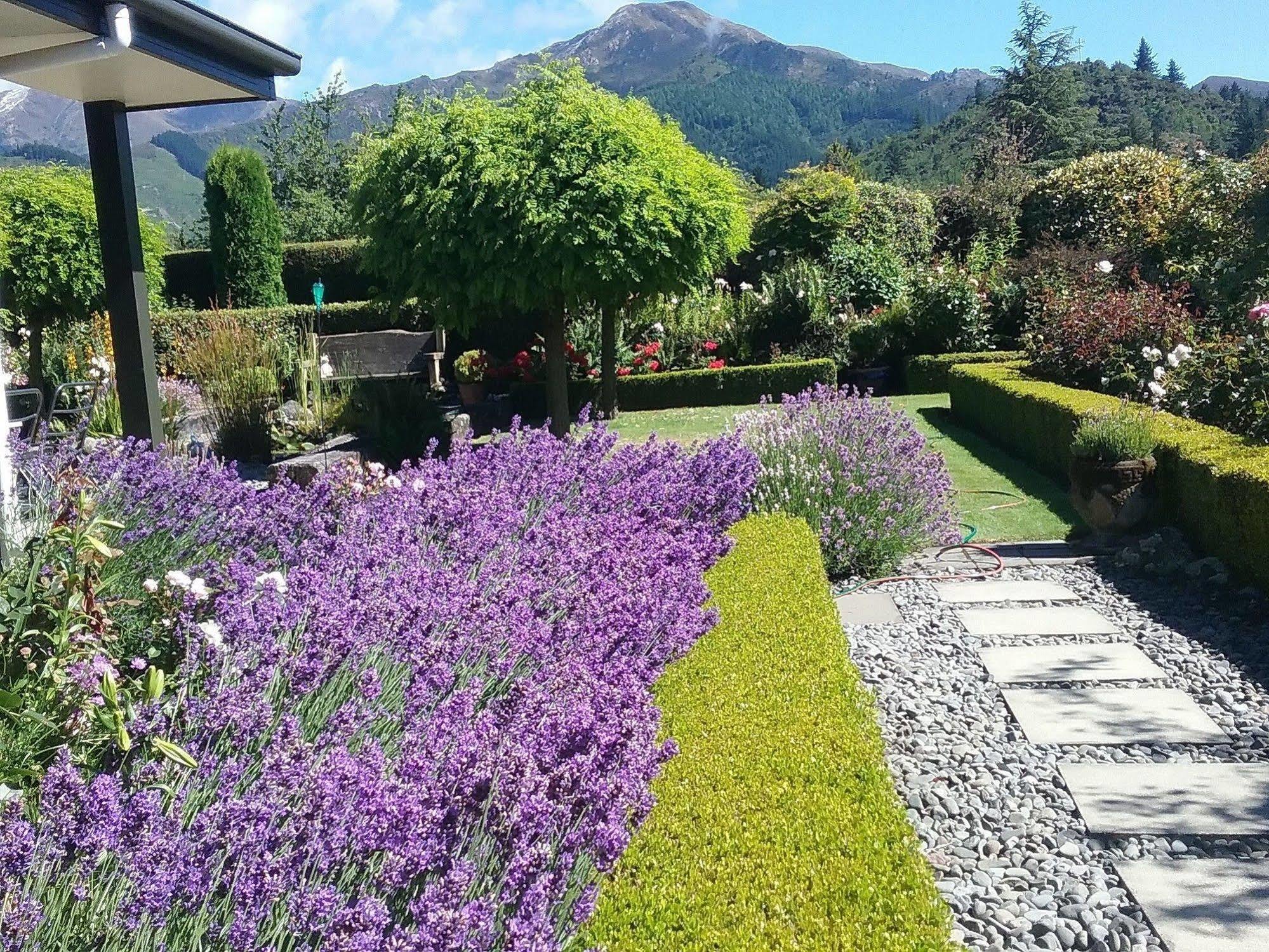 Marchmont Gardens Bed & Breakfast แฮนเมอร์สปริงส์ ภายนอก รูปภาพ